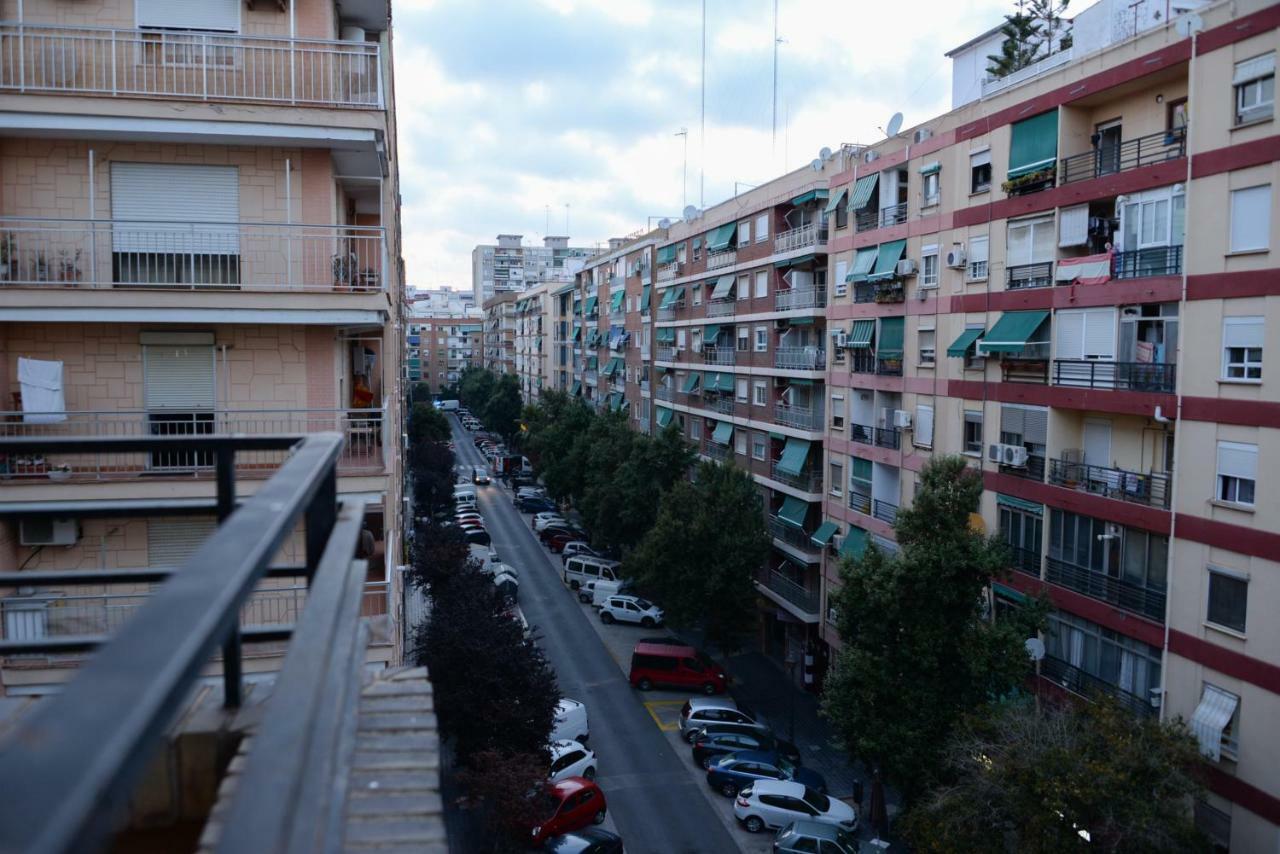 Apartamento Piso en La Ciudad de Artes Valencia Exterior foto
